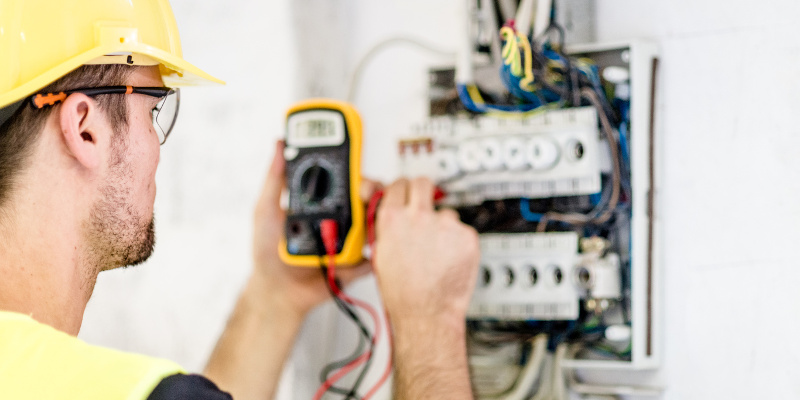 electrical wiring contractor